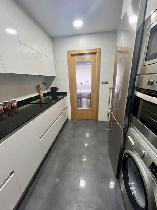 Apartamento Centrico Con Terraza Ebi02919 ポルトゥガレテ エクステリア 写真